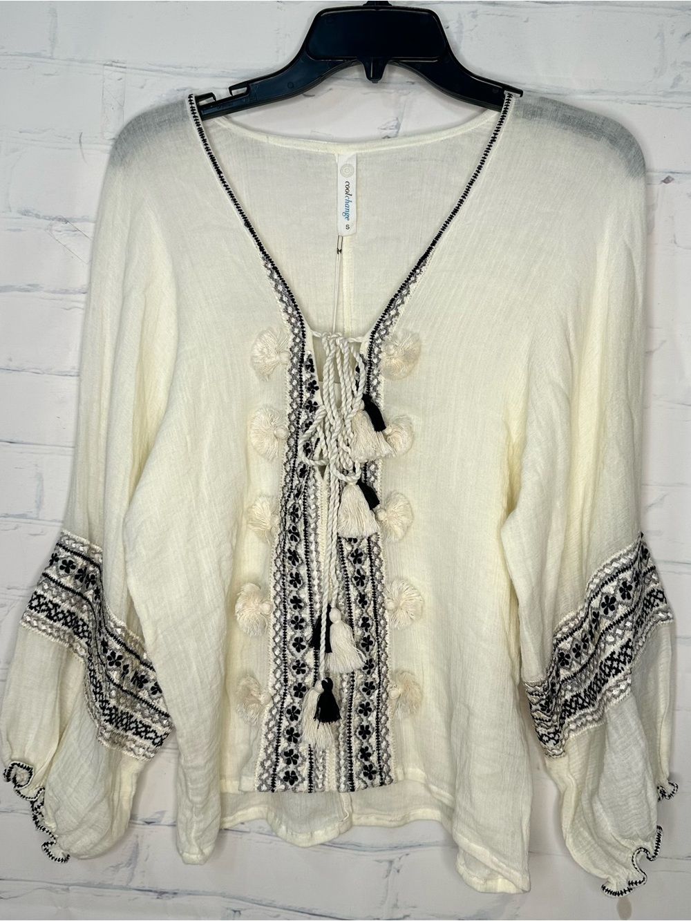 Women’s Cool Change Size Small Long‎ Sleeve Multi Color Top - Brand New!